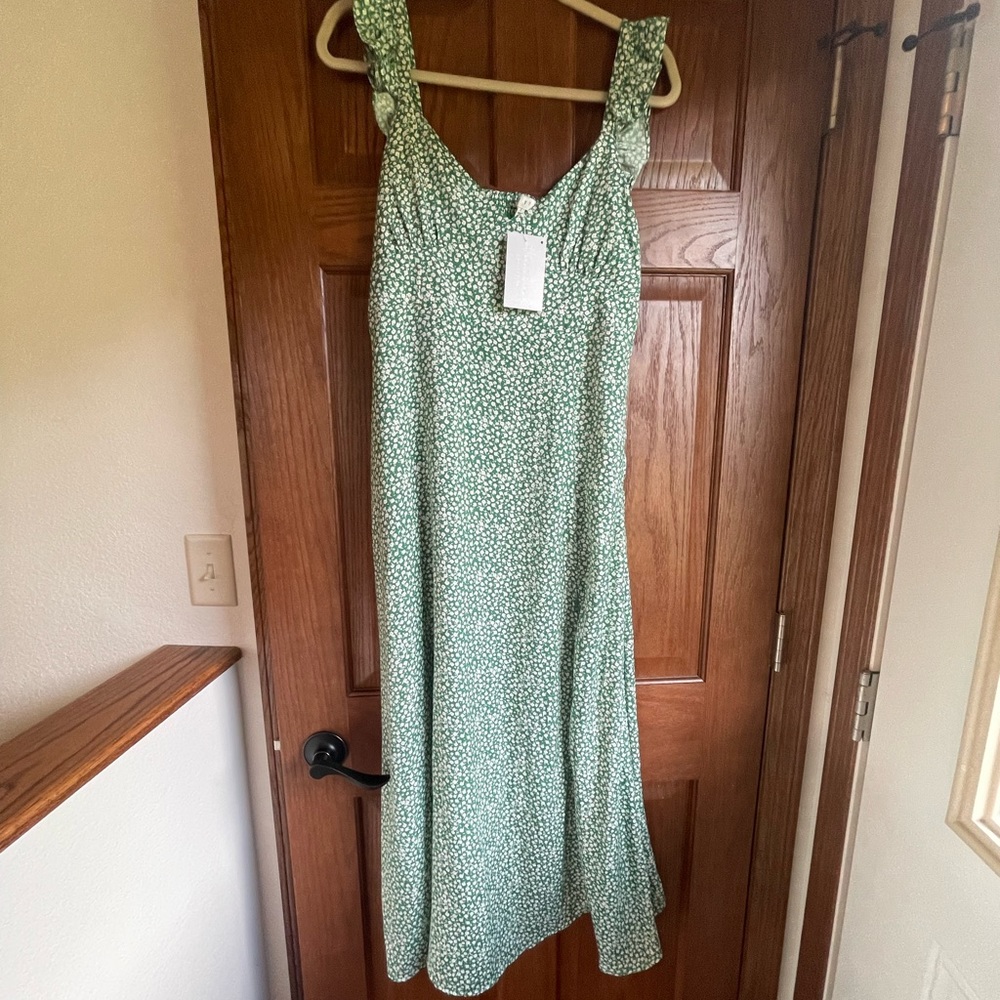 Green Floral Dress with Keyhole Back